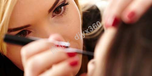 跨界营销成功案例分析，化妆服务如何跨界操控婚庆公司