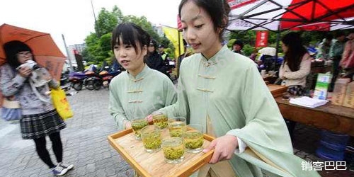 房地产跨界营销案例，免费送10000份春茶，锁定用户转介绍！