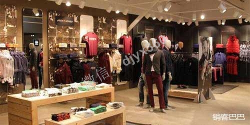 服装加盟店利用保证金做平台，5年全返经资产商业模式！