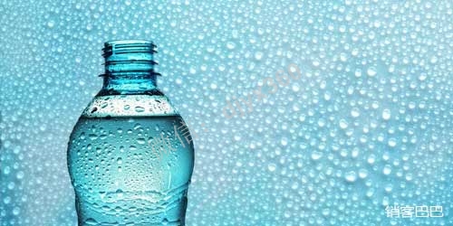 免费商业模式案例，矿泉水不要钱，还能赚大钱的商业模式！