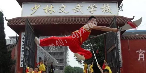 培训机构的“阳谋炒作”策略！