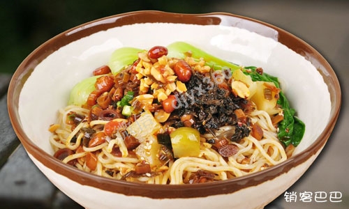 如何开一个面馆？面条免费吃1年，不亏钱还赚钱的商业模式