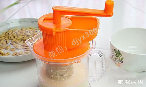 豆浆机免费送案例，如何借力餐厅发展城市合伙人，月入4万元