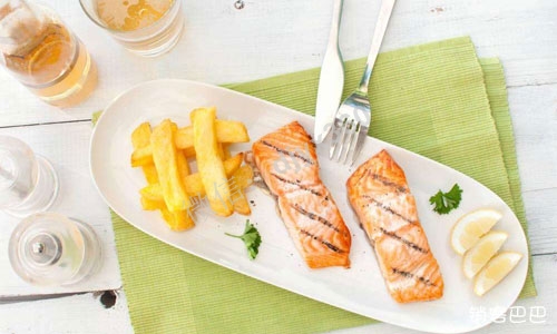 一个产品如何打开市场？食品公司花很少的钱，用这个方法就打开了市场