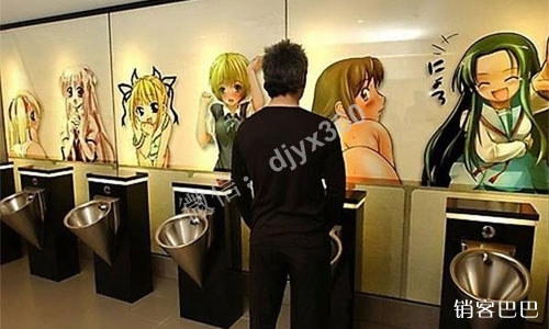 公厕的免费模式，如何打造个性、创意的公厕，一年赚3个亿的商业模式